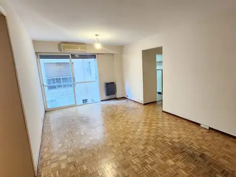 Departamento en Venta en Vicente Lopez Vias / Maipu, USD 179.000