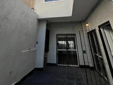 Casa en Venta en Mataderos, USD 230.000