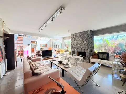 VENTA CASA EXCLUSIVA, CAMPOS DEL VIRREY, CORDOBA