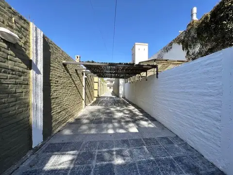 Depto Tipo Casa en Venta de 3 dormitorios