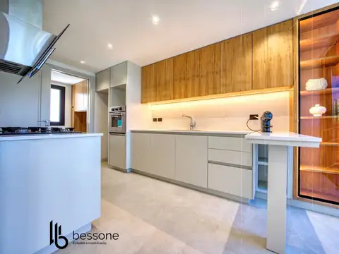Departamento en Venta en Plaza Mitre, USD 295.000