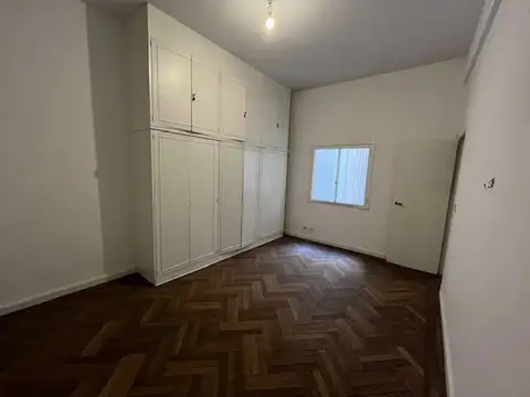 Quintana y Rodriguez Peña - 3 Amb. c/ Dependencia