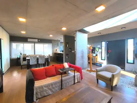 Casa en Venta- 4 AMB - C.C Manuel Belgrano - Ing. Maschwitz