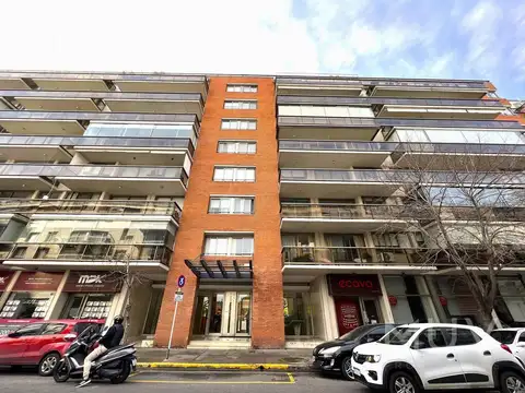 VENTA - 2 AMBIENTES EN EDIFICIO BRISAS