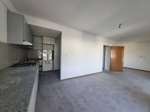 VENTA 3 AMBIENTES BALCON MATADEROS