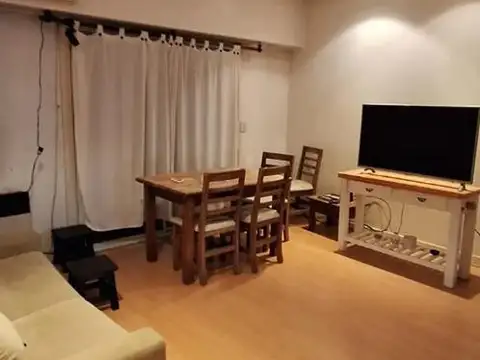 VILLA LURO. CAMARONES 5200 PH 5 AMB.1ER.PISO ESCALERA AL FTE