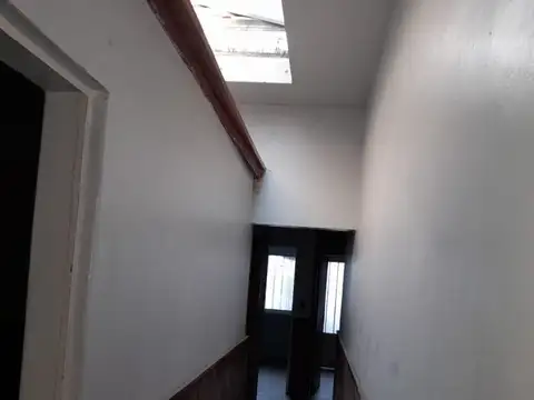 Local en Alquiler Via Pública