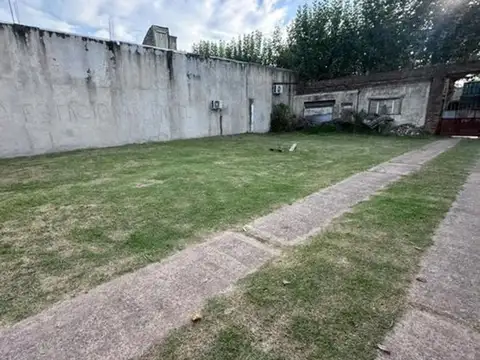 VENTA GALPÓN/DEPÓSITO CON PARQUE - MARCOS PAZ
