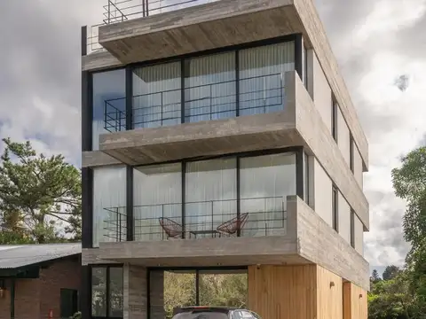 Estraburgos y Biarritz