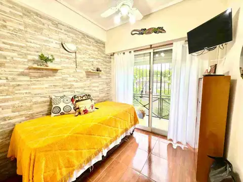 Depto Tipo Casa en Venta de 5 ambientes