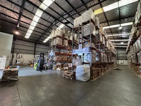 Galpon en Venta en Garin, USD 2.850.000