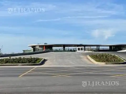 Terreno en Venta en Los Puentes, USD 515.000