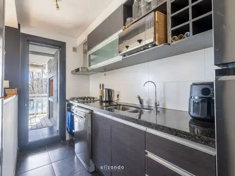 Departamento 2 ambientes con 3 baños