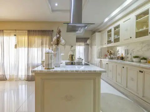 Venta-Casa 5 amb-Eustaquio Díaz Vélez 549- Lomas de Zamora