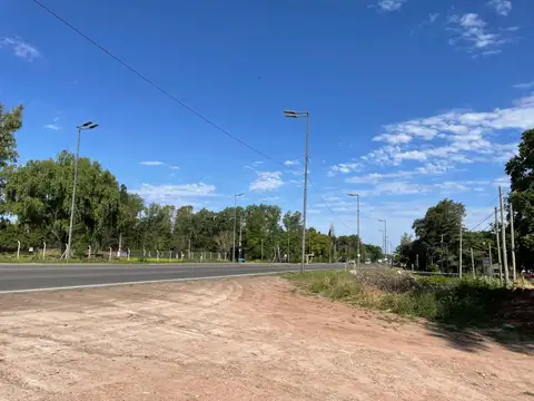 Av Pres A U Illia - Ex Ruta Nac 8 13200