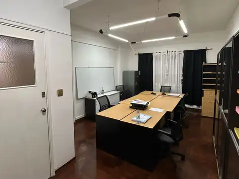Avenida Corrientes 2700, Piso 2