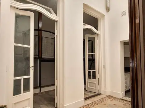 Local en Alquiler 80 años