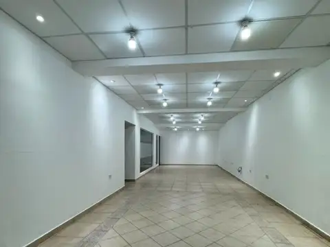 Av. 9 DE JULIO 2000