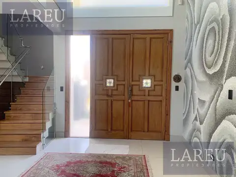 Casa en Venta de 5 dormitorios