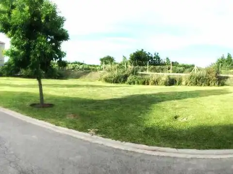 LOTE EN BARBARITA . OPORTUNIDAD