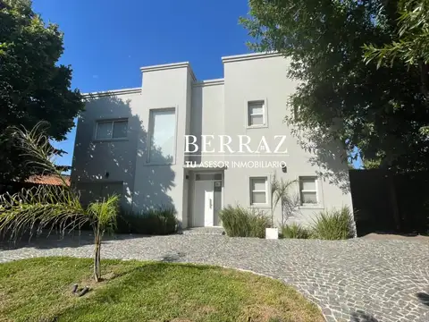Casa Venta 3 Dormitorios Barrio Saint Matthews 927 m2 Pilar