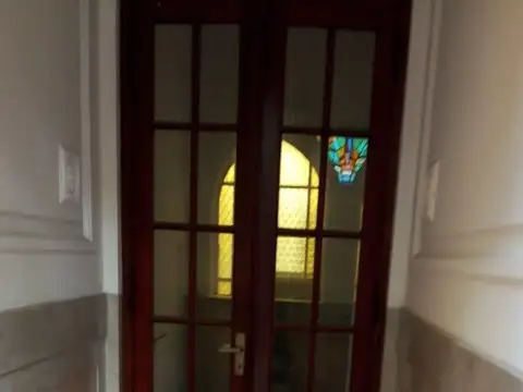 Depto Tipo Casa 4 ambientes con 2 baños