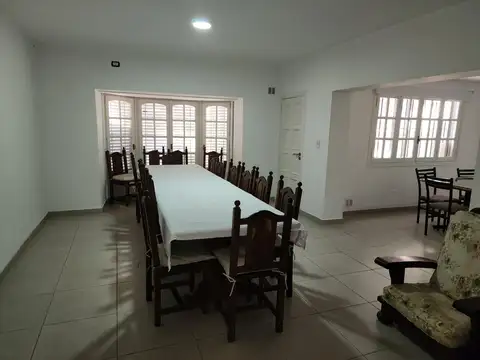 Depto Tipo Casa 4 ambientes con 2 baños