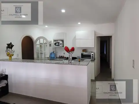 Depto Tipo Casa en Venta de 4 ambientes