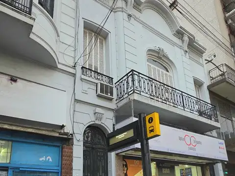Avenida Rivadavia 8858