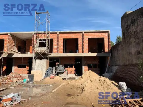Depto Tipo Casa en Venta de 2 dormitorios