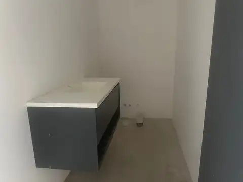 Oficina en Venta en Olivos Vías/Río, USD 598.000