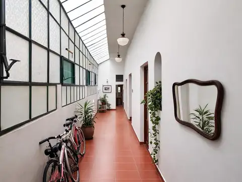 Depto Tipo Casa 4 ambientes con 2 baños