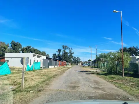 Venta de 1 lote en Open Door Luján 2.476 m2 escrit