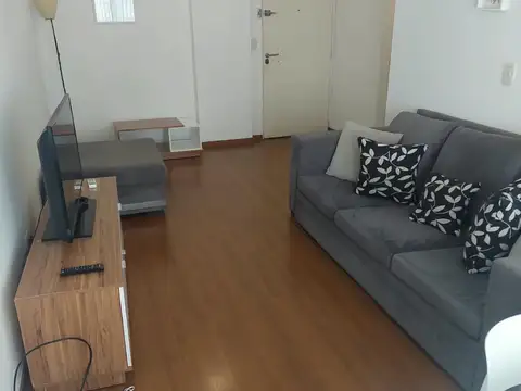 Zabala 3500, Piso 1