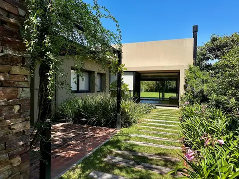 Casa  en Alq. Temporario en Santa Barbara, Tigre, G.B.A. Zona Norte