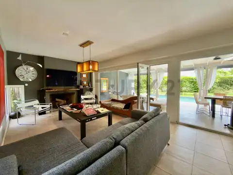 Casa en Venta en San Isidro Labrador, USD 360.000