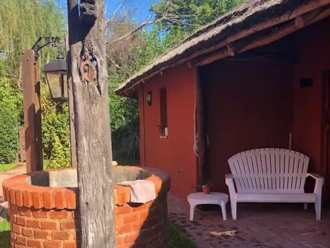 Casa 7 ambientes con 5 baños
