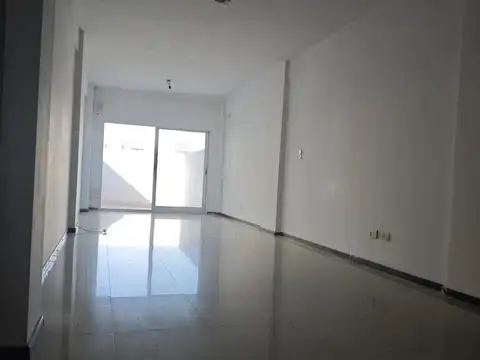 Departamento en Alquiler en Flores, $ 590.000