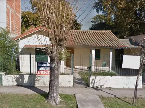 Esteban De Luca 4200