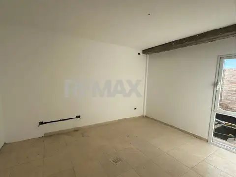 Depto Tipo Casa en Venta en General Fernández Oro, USD 75.000