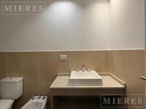 Departamento en Venta con 1 cochera