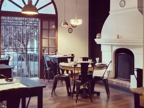 Casa 5 ambientes con 4 baños