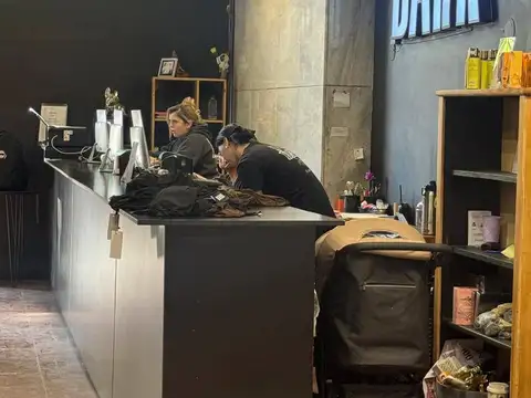 Local comercial en venta ubicado en 1.ª Sección Parque Central