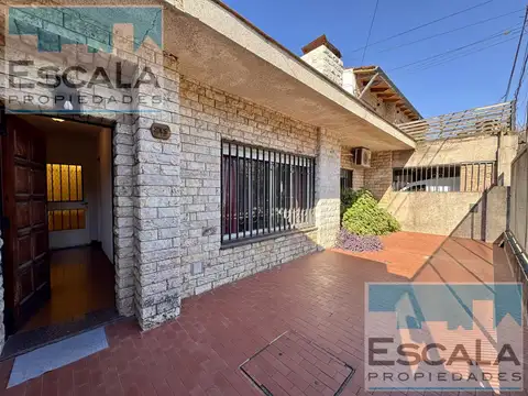 CASA EN ALQUILER FISHERTON