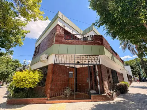 Depto Tipo Casa en Venta de 5 ambientes