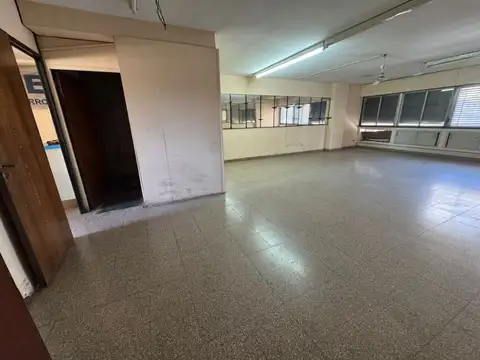 MAIPU 100, Piso 4
