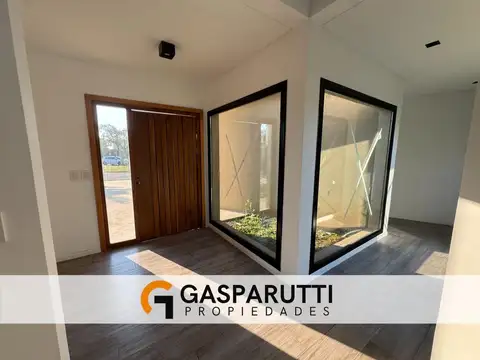 Casa en Venta en San Matias, USD 279.900