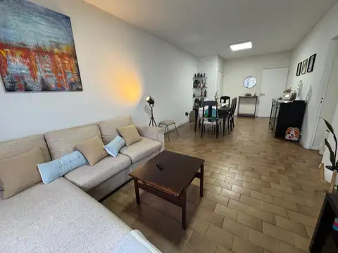 Departamento 5 ambientes con 2 baños