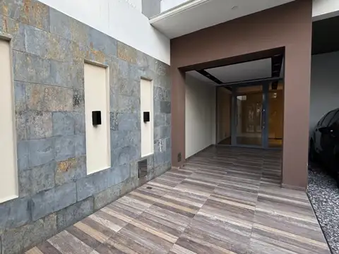 Nuestra Señora De La Merced 4300, Piso 2