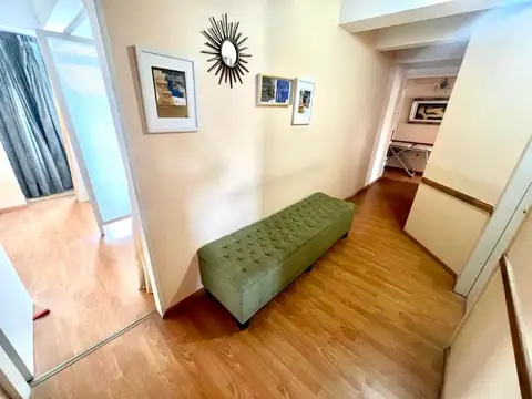 Retasado Piso de Oficinas en  Excelente Ubicación. Rivadavia y J.M.Moreno